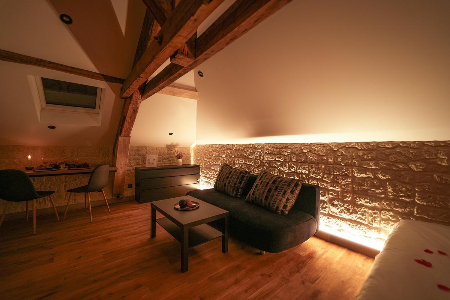 Evasion Chic, Spa Et Sauna Sous Les Toits Nancy Exterior photo